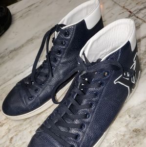 High Top Louis Vuitton Sneakers